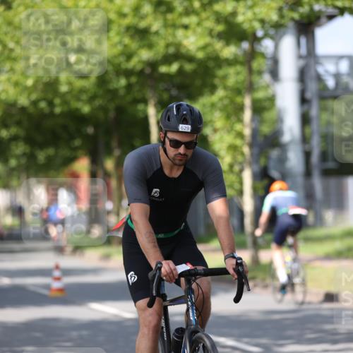 10.08.2025 - GEWOBA Citytriathlon Bremen Yannick Fuchs http://msf.ph/oto/8547468 10.08.2025 12:10:40 Radfahren 573, 622, 629, 644, 647, 651, 656, 659, 685, 712, 722, 730, 748, 755, 819, 889, 1014 meine-sportfotos.de