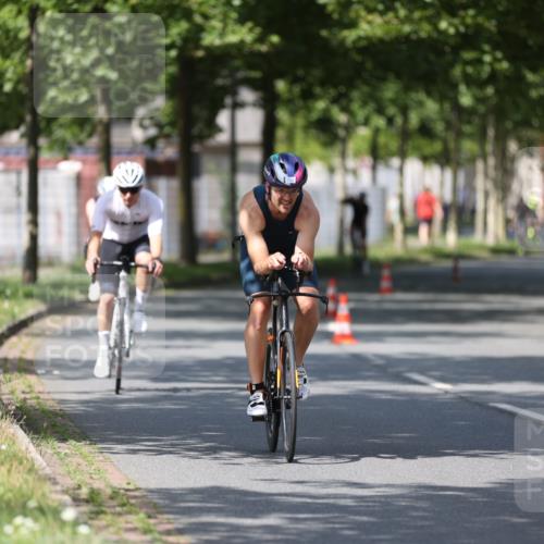 10.08.2025 - GEWOBA Citytriathlon Bremen Yannick Fuchs http://msf.ph/oto/8547546 10.08.2025 12:10:54 Radfahren 573, 622, 625, 651, 659, 685, 712, 716, 722, 748, 800, 812, 819, 898 meine-sportfotos.de