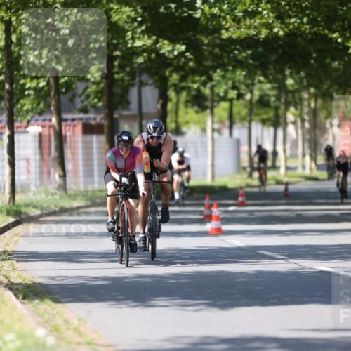 10.08.2025 - GEWOBA Citytriathlon Bremen Yannick Fuchs http://msf.ph/oto/8547658 10.08.2025 13:06:45 Radfahren 638, 679, 699, 732, 788, 867, 914, 927 meine-sportfotos.de