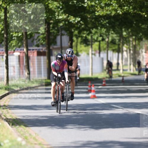 10.08.2025 - GEWOBA Citytriathlon Bremen Yannick Fuchs http://msf.ph/oto/8547659 10.08.2025 13:06:45 Radfahren 638, 679, 699, 732, 788, 867, 914, 927 meine-sportfotos.de