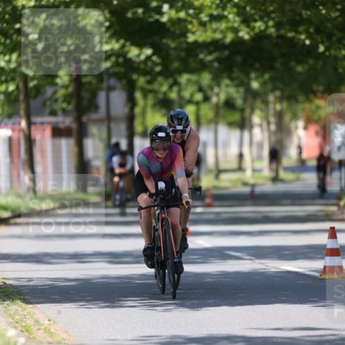 10.08.2025 - GEWOBA Citytriathlon Bremen Yannick Fuchs http://msf.ph/oto/8547663 10.08.2025 13:06:45 Radfahren 638, 679, 699, 732, 788, 867, 914, 927 meine-sportfotos.de