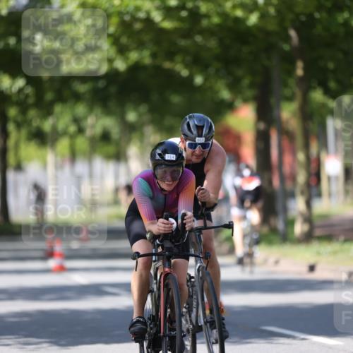 10.08.2025 - GEWOBA Citytriathlon Bremen Yannick Fuchs http://msf.ph/oto/8547670 10.08.2025 13:06:46 Radfahren 638, 679, 699, 732, 788, 867, 914, 927 meine-sportfotos.de