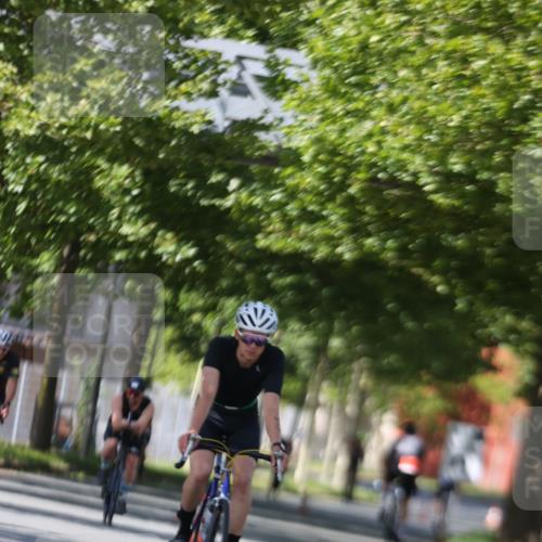 10.08.2025 - GEWOBA Citytriathlon Bremen Yannick Fuchs http://msf.ph/oto/8547678 10.08.2025 13:07:06 Radfahren 649, 679, 717, 724, 806, 820, 888, 903 meine-sportfotos.de
