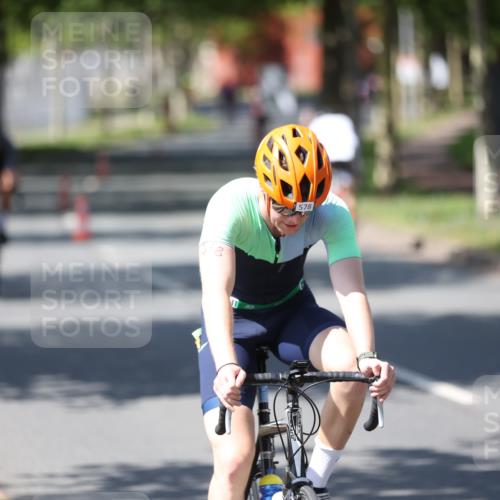 10.08.2025 - GEWOBA Citytriathlon Bremen Yannick Fuchs http://msf.ph/oto/8547690 10.08.2025 13:07:54 Radfahren 578, 643, 689, 774, 852, 941 meine-sportfotos.de