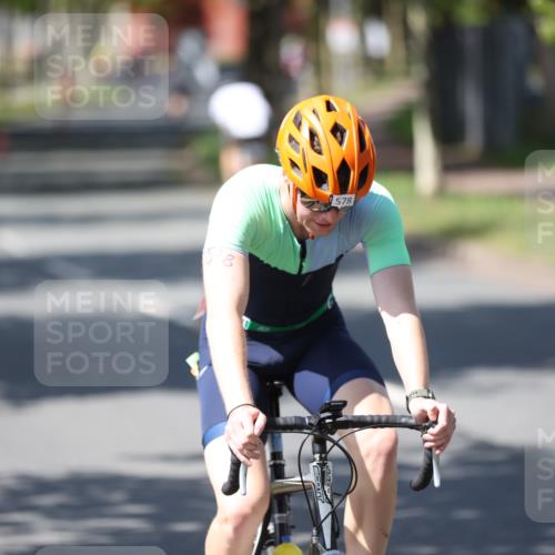 10.08.2025 - GEWOBA Citytriathlon Bremen Yannick Fuchs http://msf.ph/oto/8547693 10.08.2025 13:07:54 Radfahren 578, 643, 689, 774, 852, 941 meine-sportfotos.de