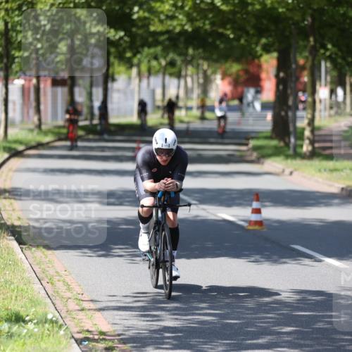 10.08.2025 - GEWOBA Citytriathlon Bremen Yannick Fuchs http://msf.ph/oto/8547714 10.08.2025 13:07:59 Radfahren 578, 626, 643, 666, 689, 774, 792, 838, 852, 941 meine-sportfotos.de