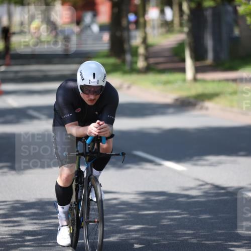 10.08.2025 - GEWOBA Citytriathlon Bremen Yannick Fuchs http://msf.ph/oto/8547720 10.08.2025 13:07:59 Radfahren 578, 626, 643, 666, 689, 774, 792, 838, 852, 941 meine-sportfotos.de