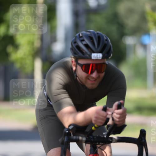 10.08.2025 - GEWOBA Citytriathlon Bremen Yannick Fuchs http://msf.ph/oto/8547724 10.08.2025 13:08:04 Radfahren 578, 626, 643, 666, 687, 689, 774, 792, 838, 852 meine-sportfotos.de