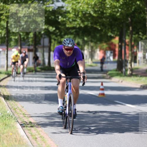10.08.2025 - GEWOBA Citytriathlon Bremen Yannick Fuchs http://msf.ph/oto/8547735 10.08.2025 13:08:07 Radfahren 626, 643, 666, 687, 689, 774, 792, 838, 852 meine-sportfotos.de