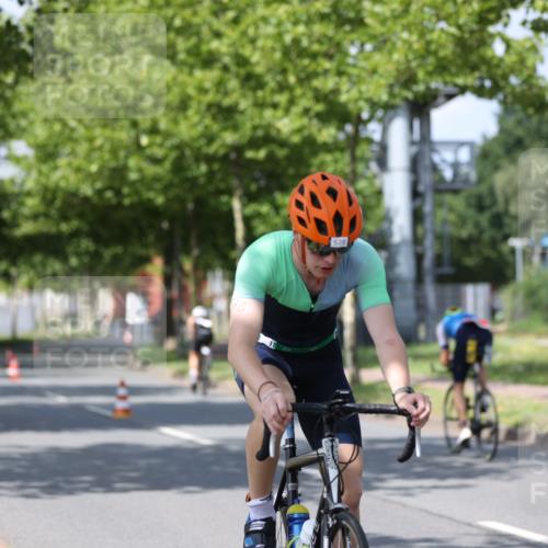 10.08.2025 - GEWOBA Citytriathlon Bremen Yannick Fuchs http://msf.ph/oto/8547740 10.08.2025 12:11:35 Radfahren 578, 583, 645, 752, 894, 1038 meine-sportfotos.de