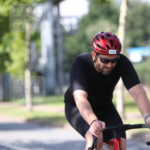 10.08.2025 - GEWOBA Citytriathlon Bremen Yannick Fuchs http://msf.ph/oto/8547742 10.08.2025 13:08:08 Radfahren 626, 643, 666, 687, 689, 774, 792, 838, 852 meine-sportfotos.de