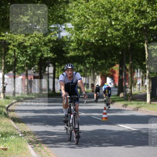 10.08.2025 - GEWOBA Citytriathlon Bremen Yannick Fuchs http://msf.ph/oto/8547748 10.08.2025 12:11:38 Radfahren 578, 583, 645, 752, 894, 1038 meine-sportfotos.de