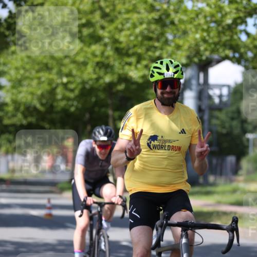 10.08.2025 - GEWOBA Citytriathlon Bremen Yannick Fuchs http://msf.ph/oto/8547760 10.08.2025 13:08:11 Radfahren 626, 643, 666, 687, 689, 792, 838, 852 meine-sportfotos.de