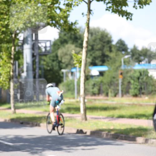 10.08.2025 - GEWOBA Citytriathlon Bremen Yannick Fuchs http://msf.ph/oto/8547766 10.08.2025 13:08:12 Radfahren 626, 643, 666, 687, 792, 838, 852 meine-sportfotos.de