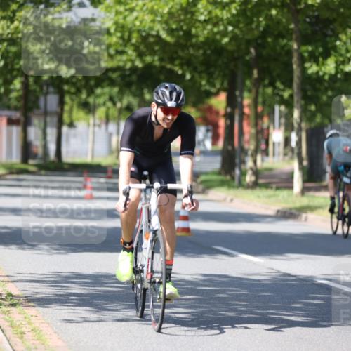 10.08.2025 - GEWOBA Citytriathlon Bremen Yannick Fuchs http://msf.ph/oto/8547767 10.08.2025 13:08:13 Radfahren 626, 643, 666, 687, 792, 838, 852, 980 meine-sportfotos.de