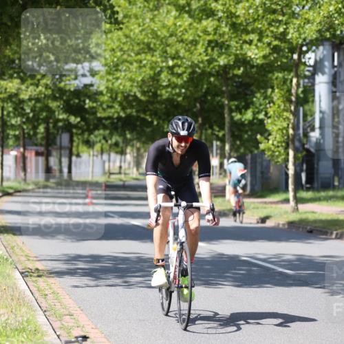 10.08.2025 - GEWOBA Citytriathlon Bremen Yannick Fuchs http://msf.ph/oto/8547774 10.08.2025 13:08:13 Radfahren 626, 643, 666, 687, 792, 838, 852, 980 meine-sportfotos.de