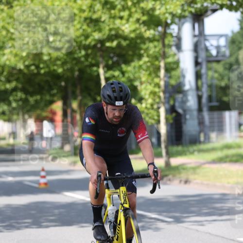 10.08.2025 - GEWOBA Citytriathlon Bremen Yannick Fuchs http://msf.ph/oto/8547950 10.08.2025 12:12:19 Radfahren 605, 751, 816, 875, 907, 932, 1003 meine-sportfotos.de