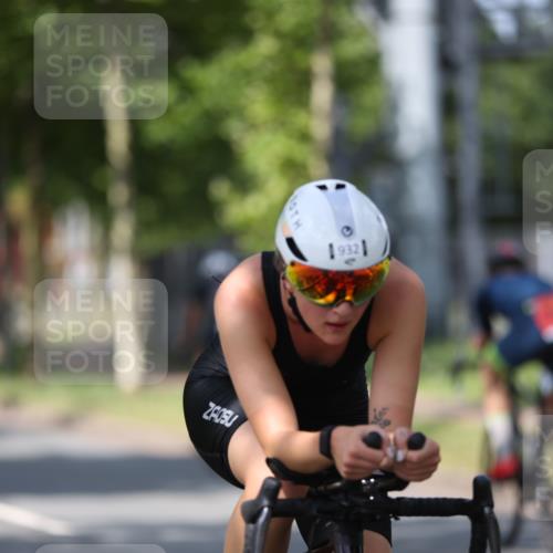 10.08.2025 - GEWOBA Citytriathlon Bremen Yannick Fuchs http://msf.ph/oto/8547968 10.08.2025 12:12:25 Radfahren 605, 751, 769, 875, 932, 1012 meine-sportfotos.de
