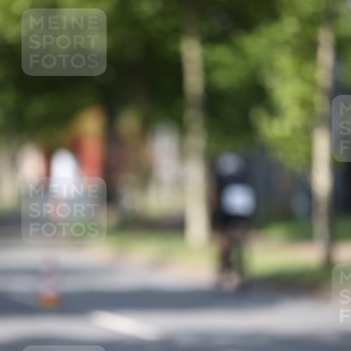 10.08.2025 - GEWOBA Citytriathlon Bremen Yannick Fuchs http://msf.ph/oto/8547971 10.08.2025 12:12:25 Radfahren 605, 751, 769, 875, 932, 1012 meine-sportfotos.de