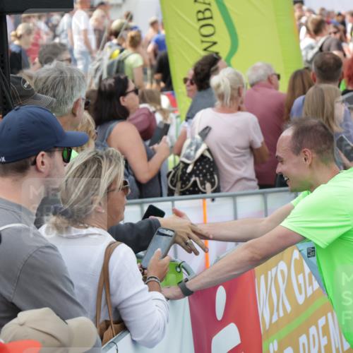10.08.2025 - GEWOBA Citytriathlon Bremen H.Heesch http://msf.ph/oto/8548010 10.08.2025 11:32:52 Ziel  meine-sportfotos.de