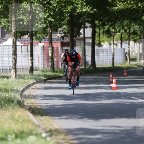 10.08.2025 - GEWOBA Citytriathlon Bremen Yannick Fuchs http://msf.ph/oto/8548039 10.08.2025 12:12:40 Radfahren 640, 692, 769, 851, 875, 885, 1012 meine-sportfotos.de