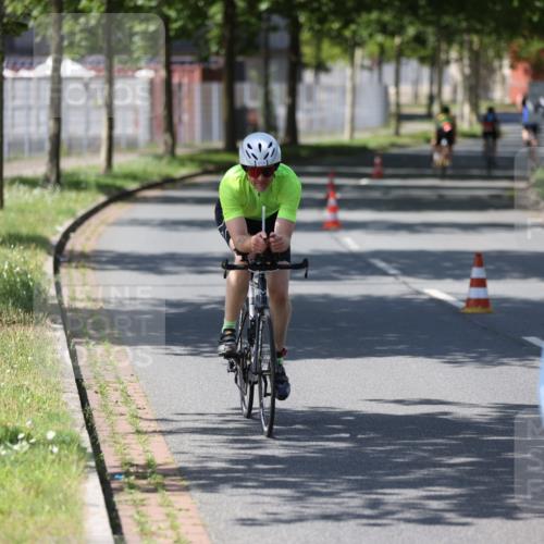 10.08.2025 - GEWOBA Citytriathlon Bremen Yannick Fuchs http://msf.ph/oto/8548188 10.08.2025 13:10:51 Radfahren 722, 834, 858, 872, 891, 935, 1031 meine-sportfotos.de