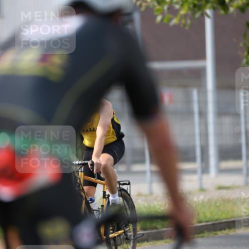 10.08.2025 - GEWOBA Citytriathlon Bremen Yannick Fuchs http://msf.ph/oto/8548253 10.08.2025 13:11:40 Radfahren 604, 635, 667, 688, 894, 915, 933, 937, 966, 1017, 1032 meine-sportfotos.de