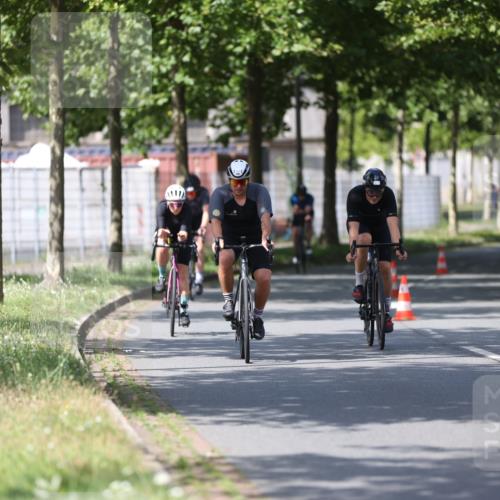 10.08.2025 - GEWOBA Citytriathlon Bremen Yannick Fuchs http://msf.ph/oto/8548278 10.08.2025 12:13:40 Radfahren 552, 568, 612, 621, 649, 664, 770, 776, 823, 916, 1017 meine-sportfotos.de