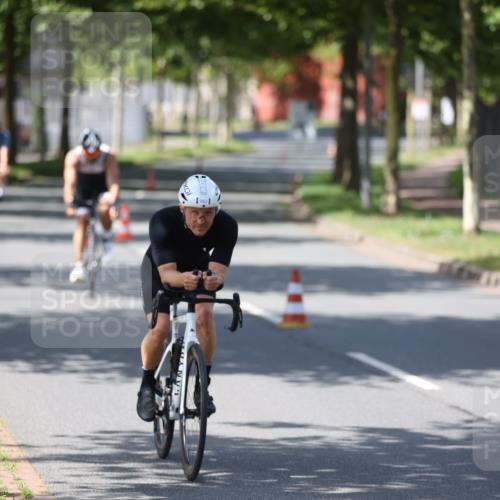 10.08.2025 - GEWOBA Citytriathlon Bremen Yannick Fuchs http://msf.ph/oto/8548382 10.08.2025 13:13:44 Radfahren 742, 781, 784, 790, 982, 1015, 1033 meine-sportfotos.de