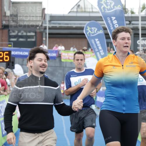 10.08.2025 - GEWOBA Citytriathlon Bremen H.Heesch http://msf.ph/oto/8548419 10.08.2025 11:34:08 Ziel 31, 35 meine-sportfotos.de