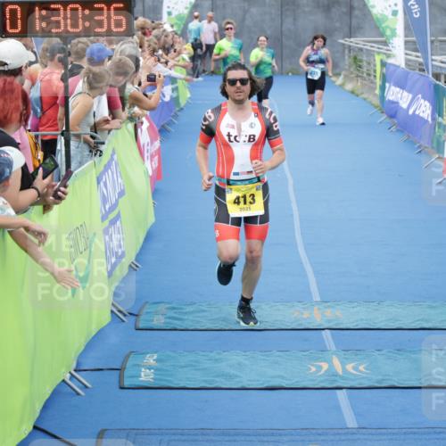 10.08.2025 - GEWOBA Citytriathlon Bremen H.Heesch http://msf.ph/oto/8548423 10.08.2025 11:34:18 Ziel 413 meine-sportfotos.de
