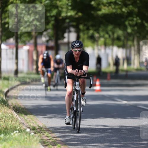 10.08.2025 - GEWOBA Citytriathlon Bremen Yannick Fuchs http://msf.ph/oto/8548430 10.08.2025 12:14:01 Radfahren 568, 587, 590, 615, 621, 689, 733, 788, 863, 873, 950, 951, 1030 meine-sportfotos.de