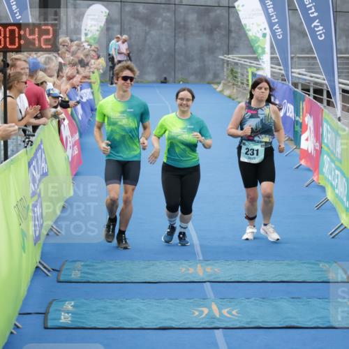 10.08.2025 - GEWOBA Citytriathlon Bremen H.Heesch http://msf.ph/oto/8548440 10.08.2025 11:34:24 Ziel 231, 413 meine-sportfotos.de