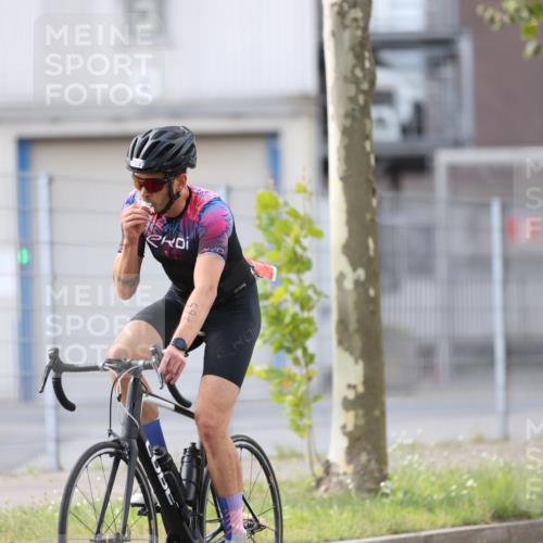 10.08.2025 - GEWOBA Citytriathlon Bremen Yannick Fuchs http://msf.ph/oto/8548486 10.08.2025 13:15:16 Radfahren 736, 749, 758, 765, 826, 913, 969 meine-sportfotos.de