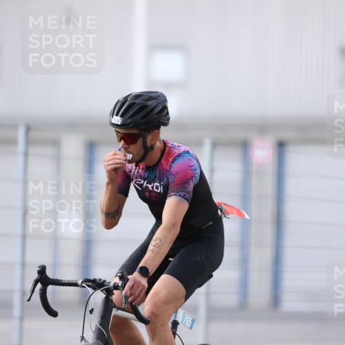 10.08.2025 - GEWOBA Citytriathlon Bremen Yannick Fuchs http://msf.ph/oto/8548492 10.08.2025 13:15:16 Radfahren 736, 749, 758, 765, 826, 913, 969 meine-sportfotos.de