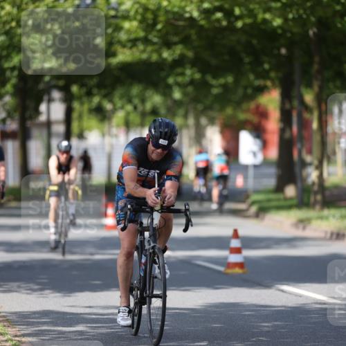 10.08.2025 - GEWOBA Citytriathlon Bremen Yannick Fuchs http://msf.ph/oto/8548548 10.08.2025 12:14:26 Radfahren 616, 630, 655, 681, 708, 735, 738, 793, 801, 806, 888 meine-sportfotos.de