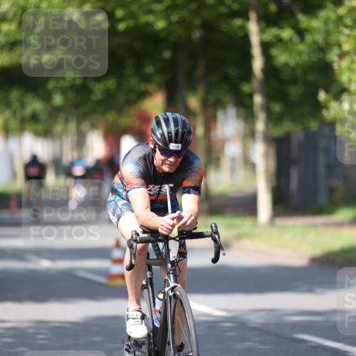 10.08.2025 - GEWOBA Citytriathlon Bremen Yannick Fuchs http://msf.ph/oto/8548550 10.08.2025 12:14:26 Radfahren 616, 630, 655, 681, 708, 735, 738, 793, 801, 806, 888 meine-sportfotos.de
