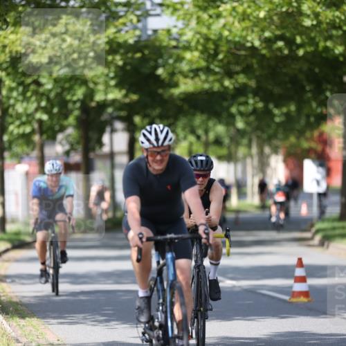 10.08.2025 - GEWOBA Citytriathlon Bremen Yannick Fuchs http://msf.ph/oto/8548555 10.08.2025 12:14:27 Radfahren 616, 630, 655, 681, 708, 735, 738, 793, 801, 806, 838, 888 meine-sportfotos.de