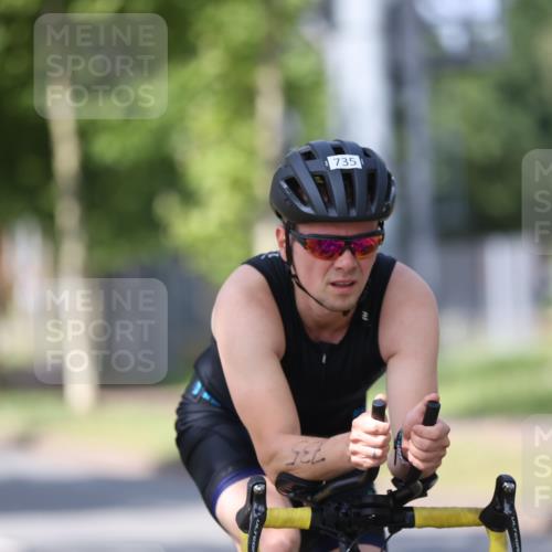 10.08.2025 - GEWOBA Citytriathlon Bremen Yannick Fuchs http://msf.ph/oto/8548562 10.08.2025 12:14:28 Radfahren 630, 632, 655, 681, 708, 735, 738, 793, 801, 806, 838, 888 meine-sportfotos.de