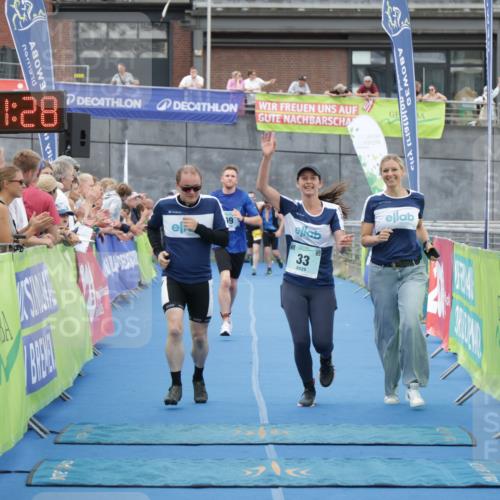 10.08.2025 - GEWOBA Citytriathlon Bremen H.Heesch http://msf.ph/oto/8548618 10.08.2025 11:35:10 Ziel 33, 69 meine-sportfotos.de