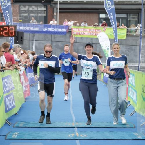 10.08.2025 - GEWOBA Citytriathlon Bremen H.Heesch http://msf.ph/oto/8548627 10.08.2025 11:35:10 Ziel 33, 69 meine-sportfotos.de