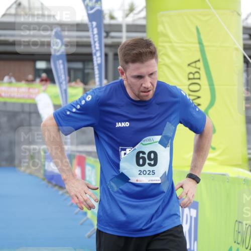 10.08.2025 - GEWOBA Citytriathlon Bremen H.Heesch http://msf.ph/oto/8548649 10.08.2025 11:35:16 Ziel 33, 69 meine-sportfotos.de