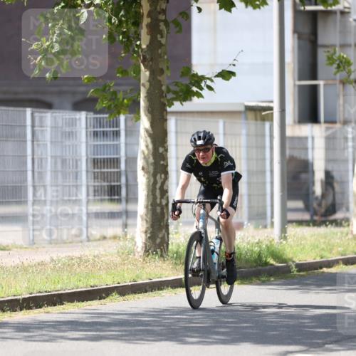 10.08.2025 - GEWOBA Citytriathlon Bremen Yannick Fuchs http://msf.ph/oto/8548667 10.08.2025 13:16:25 Radfahren 591, 632, 813, 869, 892 meine-sportfotos.de