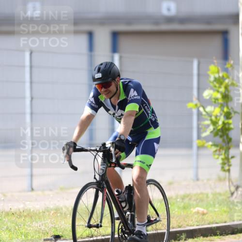 10.08.2025 - GEWOBA Citytriathlon Bremen Yannick Fuchs http://msf.ph/oto/8548722 10.08.2025 13:17:03 Radfahren 602, 720, 802, 870, 921 meine-sportfotos.de