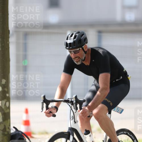 10.08.2025 - GEWOBA Citytriathlon Bremen Yannick Fuchs http://msf.ph/oto/8548730 10.08.2025 13:17:05 Radfahren 602, 720, 802, 870, 921 meine-sportfotos.de