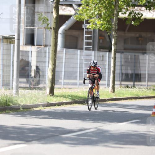 10.08.2025 - GEWOBA Citytriathlon Bremen Yannick Fuchs http://msf.ph/oto/8548846 10.08.2025 13:17:44 Radfahren 567, 825, 853 meine-sportfotos.de