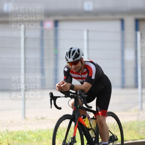 10.08.2025 - GEWOBA Citytriathlon Bremen Yannick Fuchs http://msf.ph/oto/8548861 10.08.2025 13:17:47 Radfahren 567, 825, 853 meine-sportfotos.de