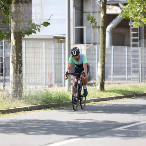 10.08.2025 - GEWOBA Citytriathlon Bremen Yannick Fuchs http://msf.ph/oto/8548878 10.08.2025 13:18:27 Radfahren 596, 934 meine-sportfotos.de