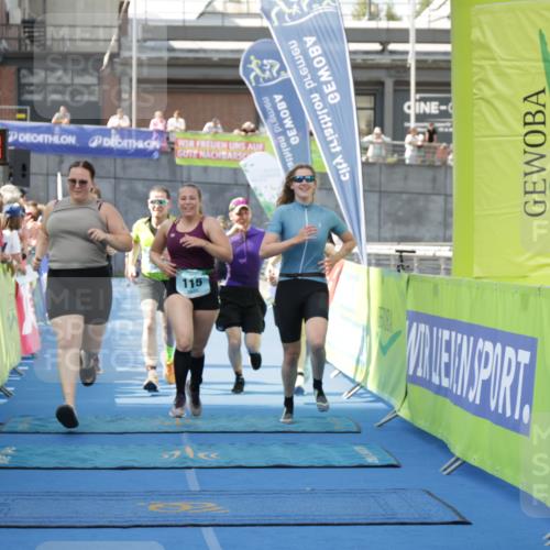 10.08.2025 - GEWOBA Citytriathlon Bremen H.Heesch http://msf.ph/oto/8548967 10.08.2025 11:35:49 Ziel 115, 125, 247 meine-sportfotos.de