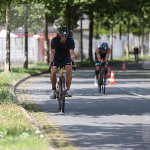 10.08.2025 - GEWOBA Citytriathlon Bremen Yannick Fuchs http://msf.ph/oto/8549057 10.08.2025 12:16:00 Radfahren 600, 654, 682, 686, 707, 715, 824, 836, 839, 840, 859, 891, 1016, 1022 meine-sportfotos.de